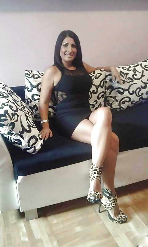 THE ALWAYS SEXY...LIL BLACK DRESS - X I V adult photos