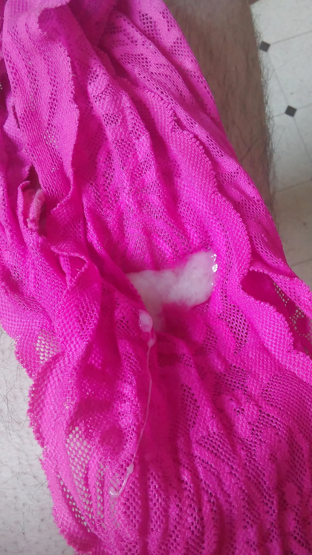 wife has one cum on her underwear and send her the pic adult photos