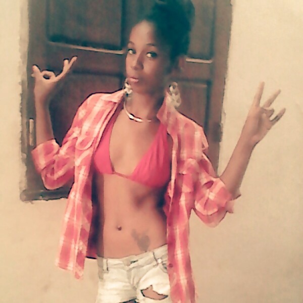 or nella malgache grosse salope adult photos