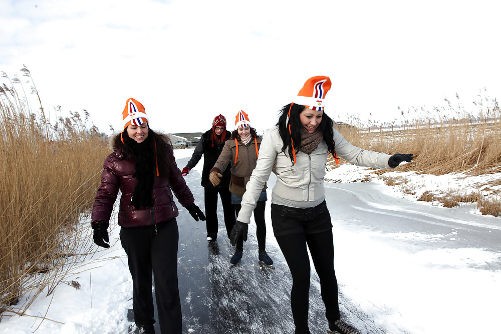 Julia,Elisa,Britt & Gylve on the Dutch Ice. adult photos