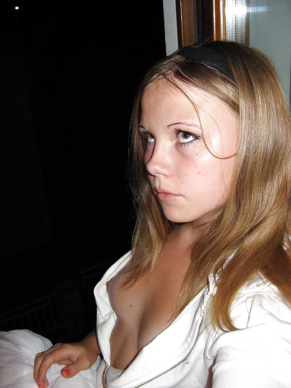 You want see more? Nr. 3 adult photos