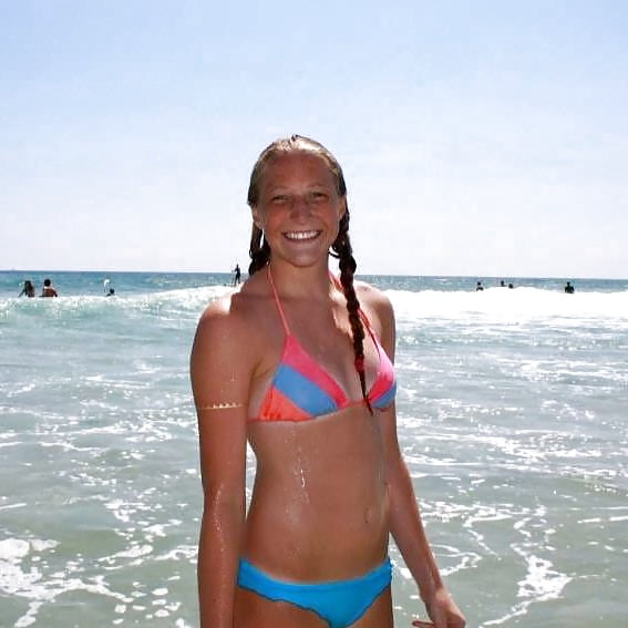 Teens that Will Make Your Cock BURST VOL 3 adult photos