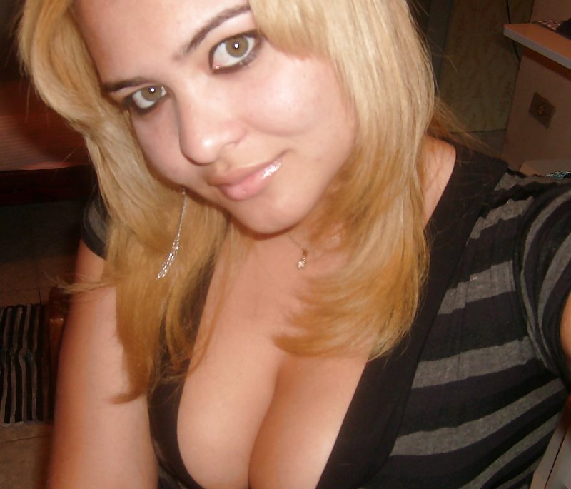 Geisy Arruda (non nude) adult photos