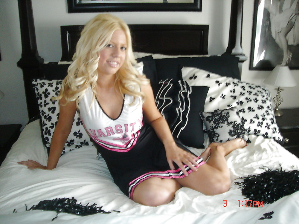 Blonde.Teen adult photos