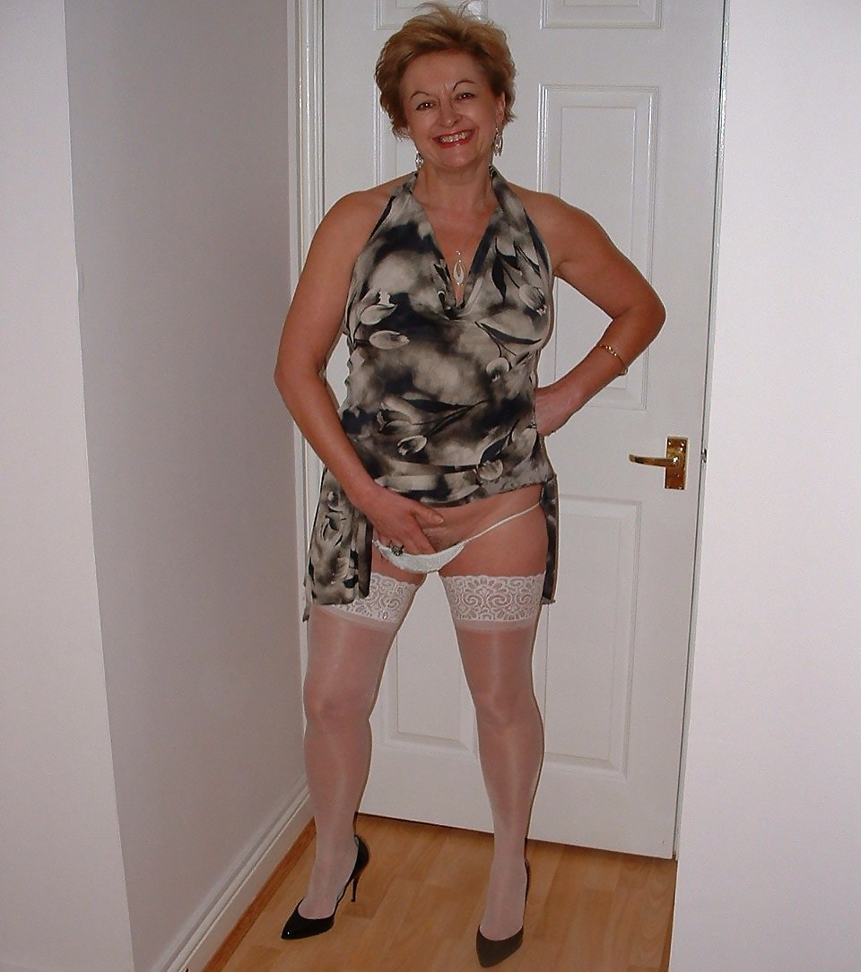 hotlegs-chubby mature7-15 adult photos