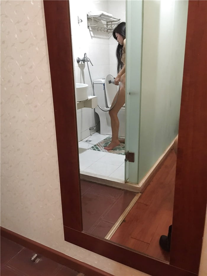 Chinese girl fucked in hotel adult photos