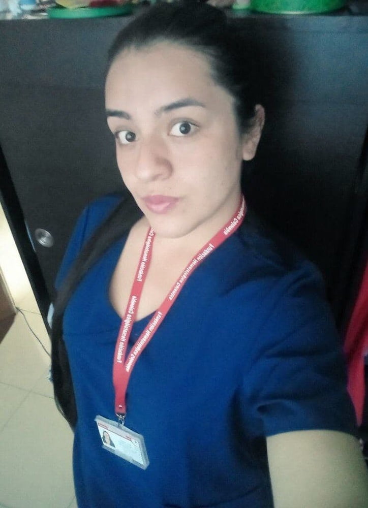 Enfermera Caliente- 16 Photos 