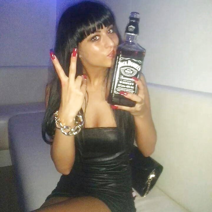 Teens non-nude 04 adult photos