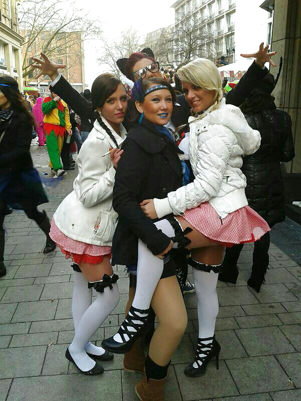 beautiful girls who needs a real BBC adult photos