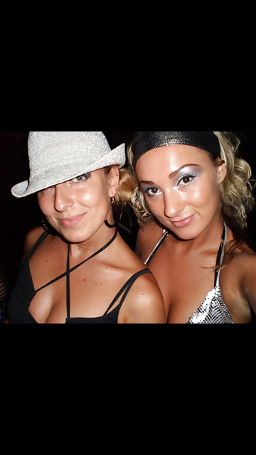 Mixed Bitches adult photos